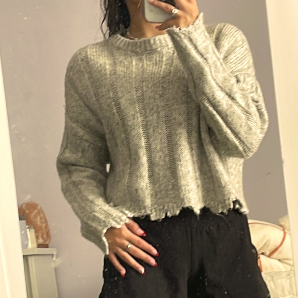 Forever 21 Gray Cable Knit Sweater